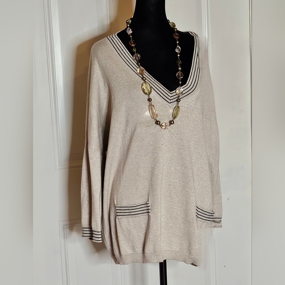 Karl Lagerfeld Paris | Metallic Champagne Knit V-Neck Sweater - Size L